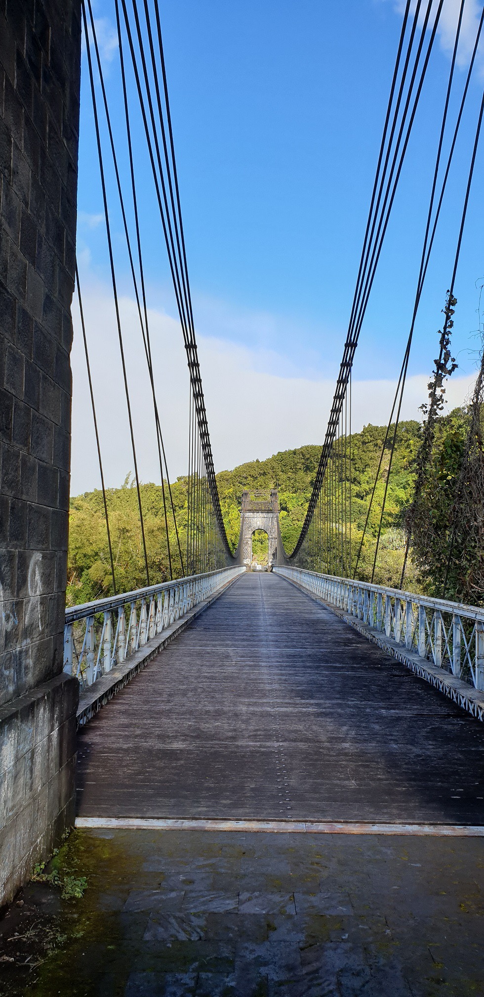 2- Ancien pont de la Rivière de l'Est-2.jpg