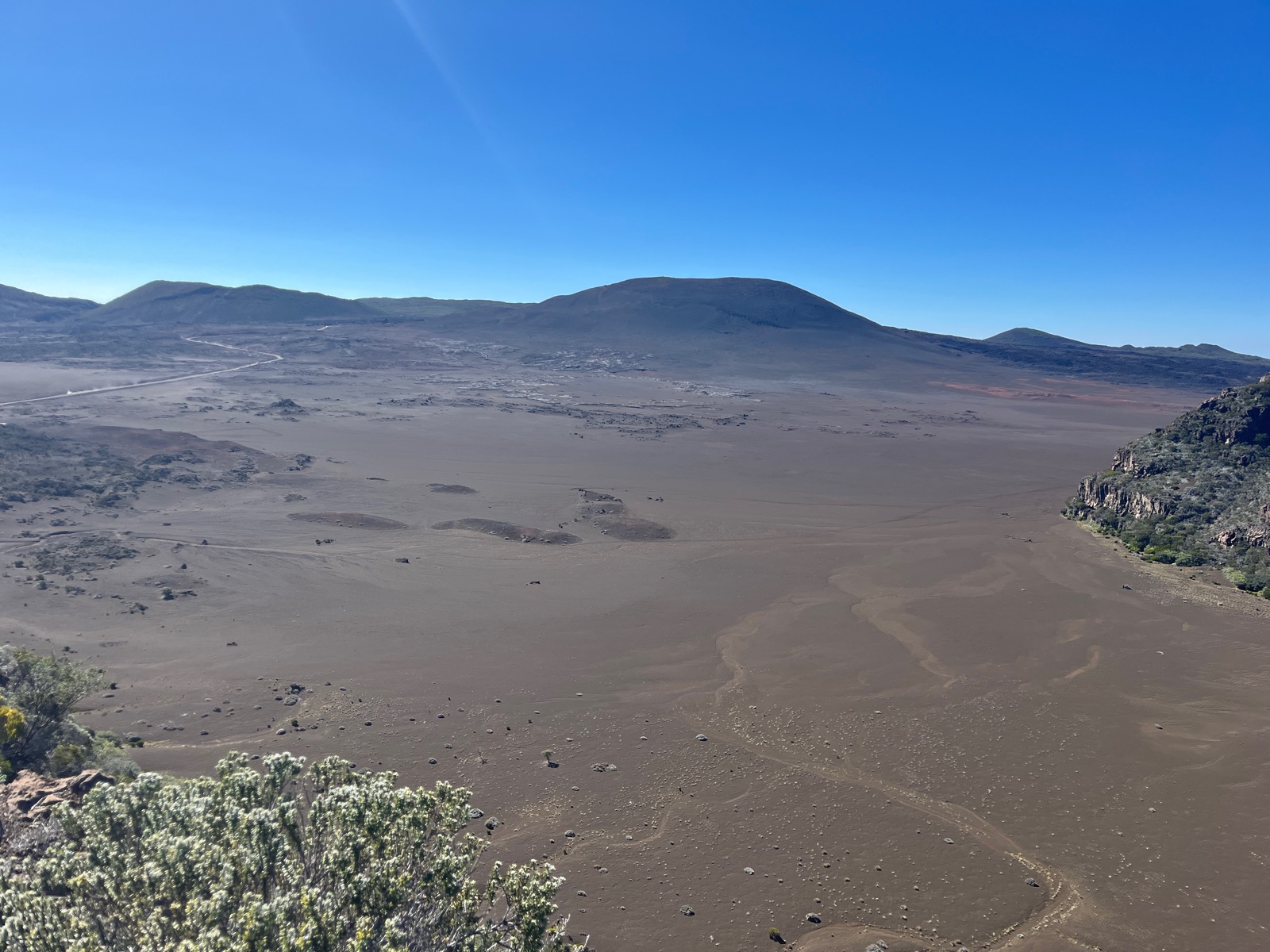 5. Le Chisny cache le Volcan.jpeg