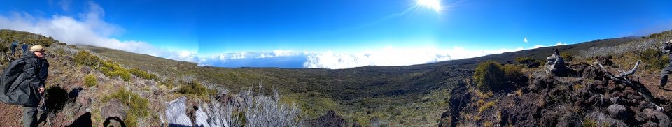 Panorama depuis le sommet du Piton rouge (Maido)